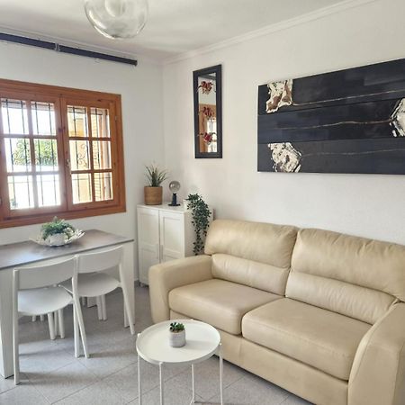Casa Chloe, Urbanizacion Privada Villa Torrevieja Eksteriør billede